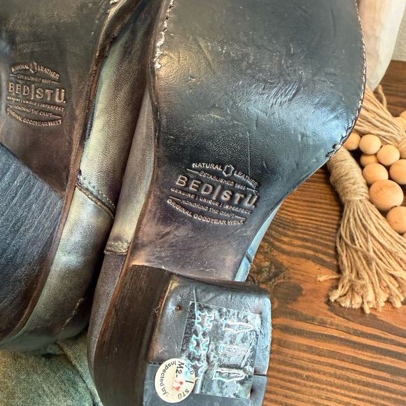 Bed Stu Yell women's ankle boot Bench Made leather NWT 9.5 Rustic Blue Booties - Picture 12 of 12